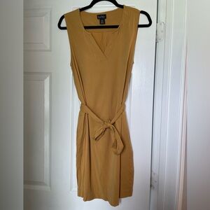 Women’s Nicole Miller Belted Mini Dress Size 8